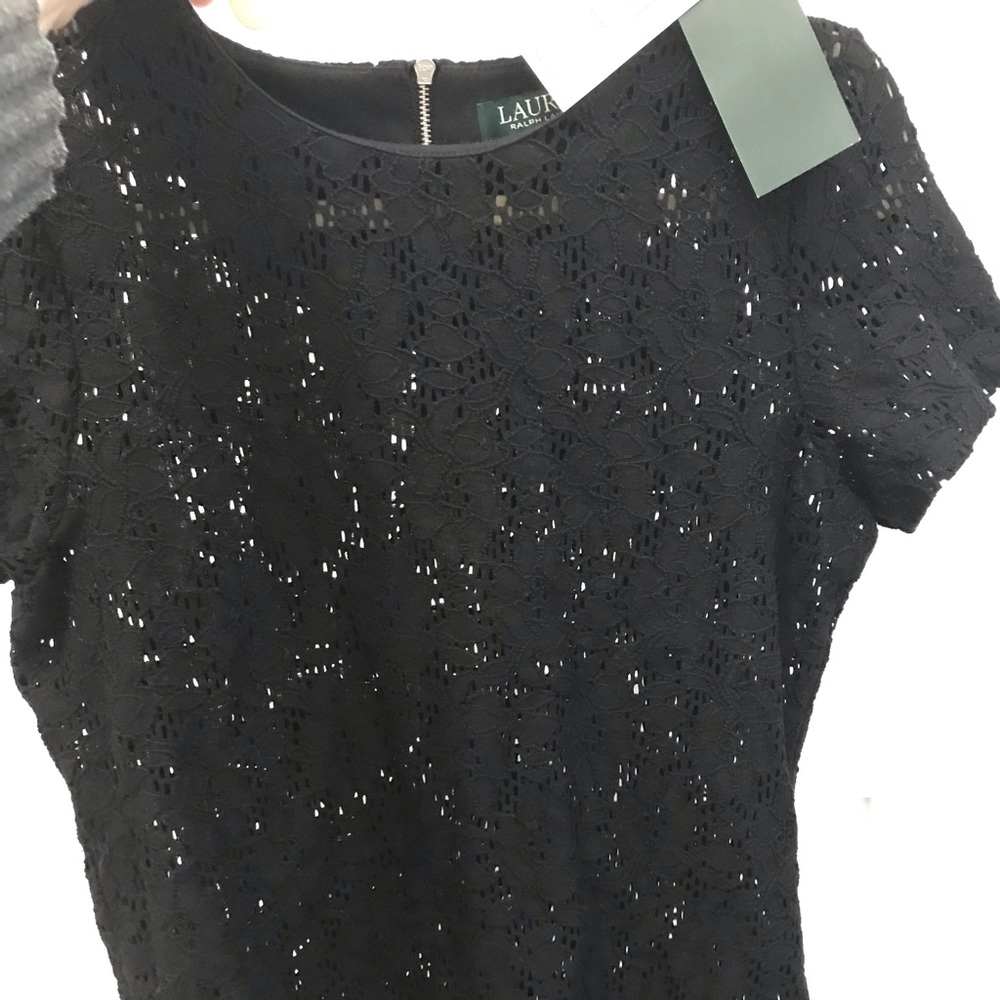 Women’s Lauren by Ralph Lauren black lace top - Picture 6 of 6
